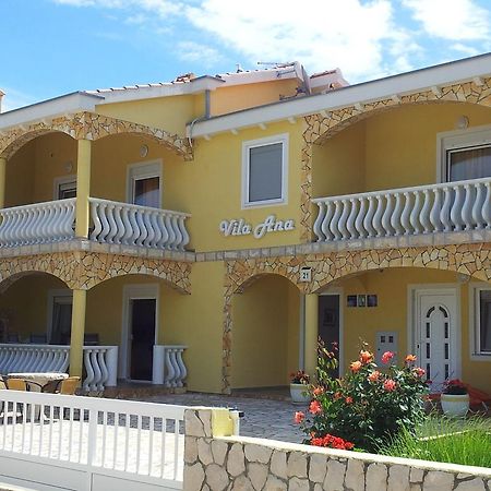 Apartments Vila Ana Vir Buitenkant foto